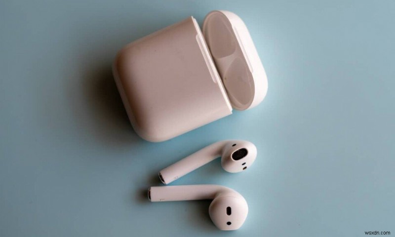 한 쪽 귀로만 재생되는 AirPod 수정