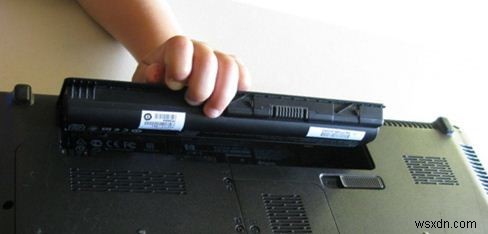 충전되지 않는 노트북 배터리를 연결하는 7가지 해결 방법