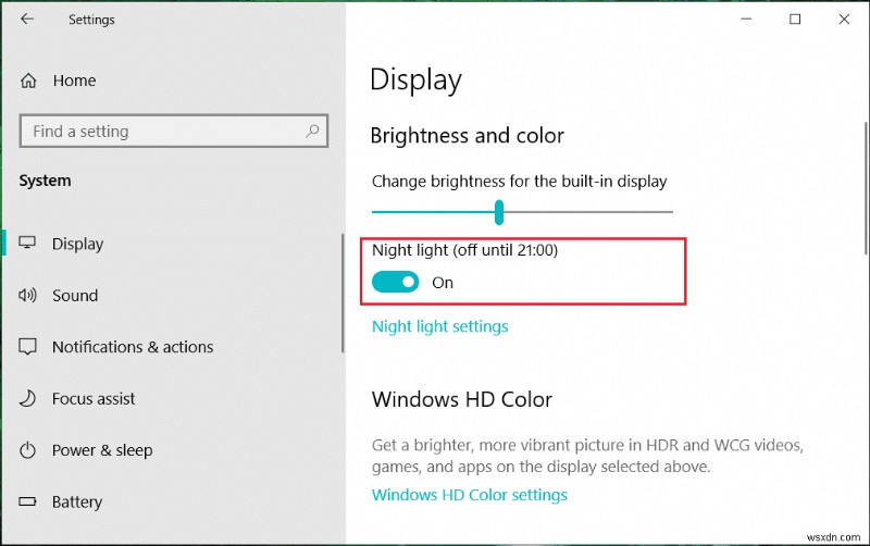 Windows 10에서 적응형 밝기를 활성화 또는 비활성화하는 방법 