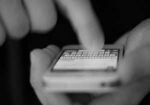 Android에서 문자 메시지를 보내거나 받을 수 없는 문제 수정
