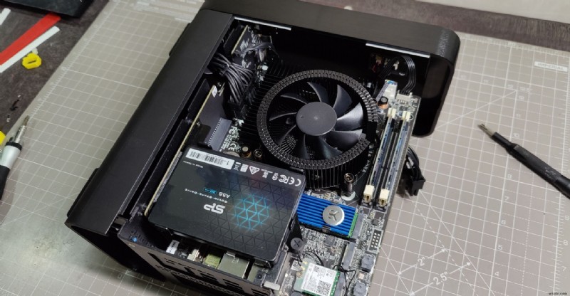 Zotac Magnus One 성능 모드:액체 냉각, 3D 인쇄로 성능을 개선하는 방법은 다음과 같습니다.