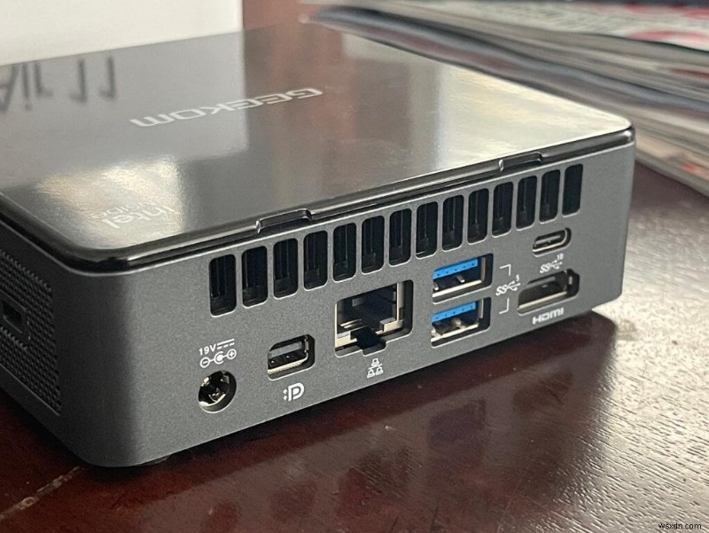 GEEKOM MiniAir 11 Mini PC 리뷰:Intel NUC보다 저렴한 성능으로 더 우수합니다.