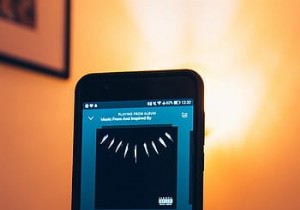 Spotify 재생 목록을 공동 작업으로 만드는 방법 및 작동 방식