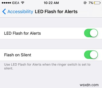 iPhone에서 LED 플래시 알림을 활성화하는 방법과 이유는 무엇입니까?