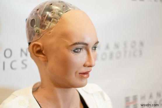 CES 2021에서 로봇 유명인 소피아를 만나보세요