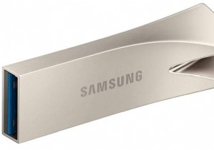 상위 9개 USB 플래시 드라이브:심층 비교 