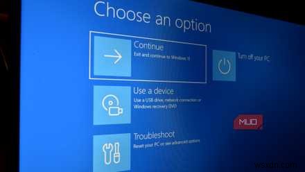 Windows 11의 내장형 자가 복구 모드를 살펴보세요. USB가 필요하지 않습니다. 