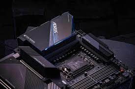 마더보드가 GPU 및 CPU 성능을 제한합니까? 2024년 인사이트 