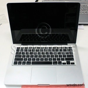 전문 수리:2011 MacBook Pro 13  A1278용 로직 보드, 방열판 및 화면 교체 