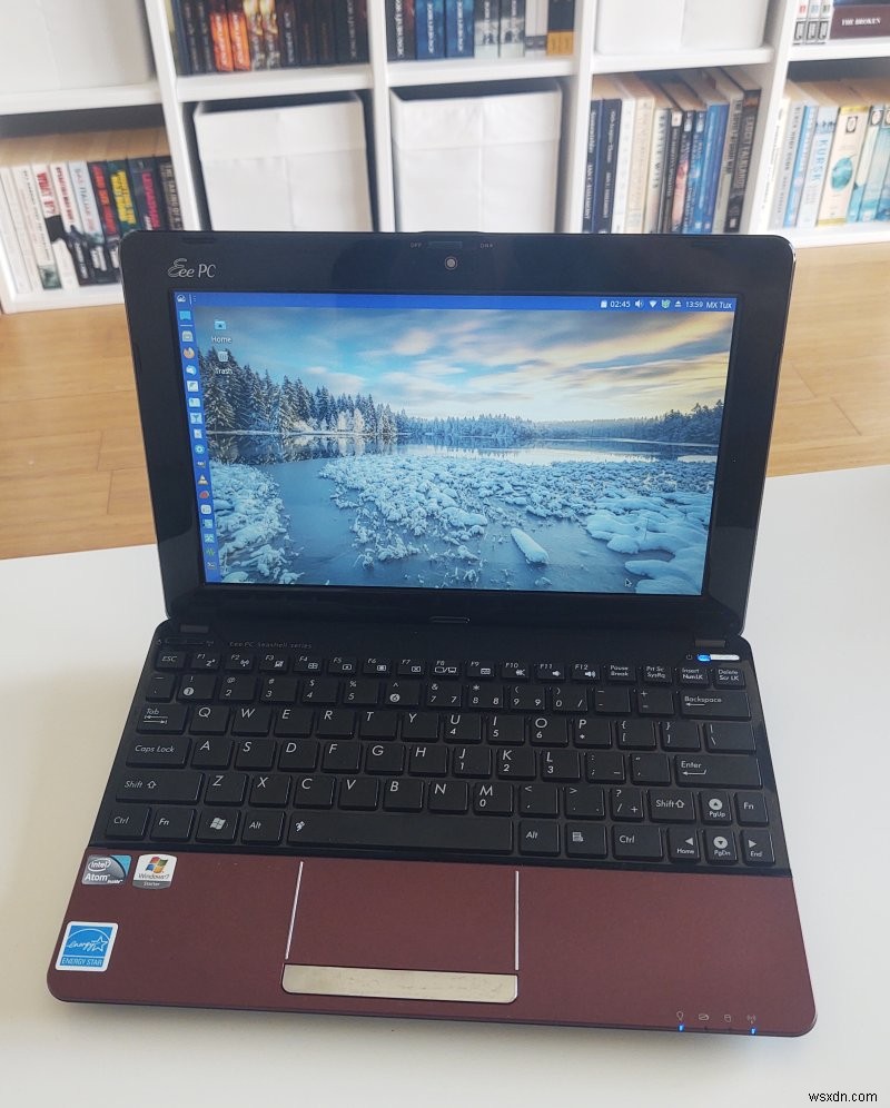 Asus eeePC가 MX Linux를 통해 2024년에도 여전히 빛나는 이유 