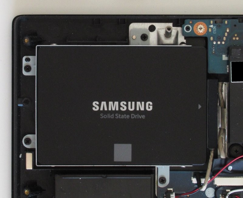 SSD 업그레이드로 10년 된 Linux 노트북에 활력을 불어넣으세요 