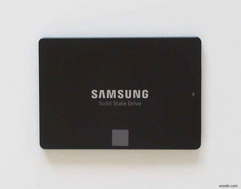SSD 업그레이드로 10년 된 Linux 노트북에 활력을 불어넣으세요 