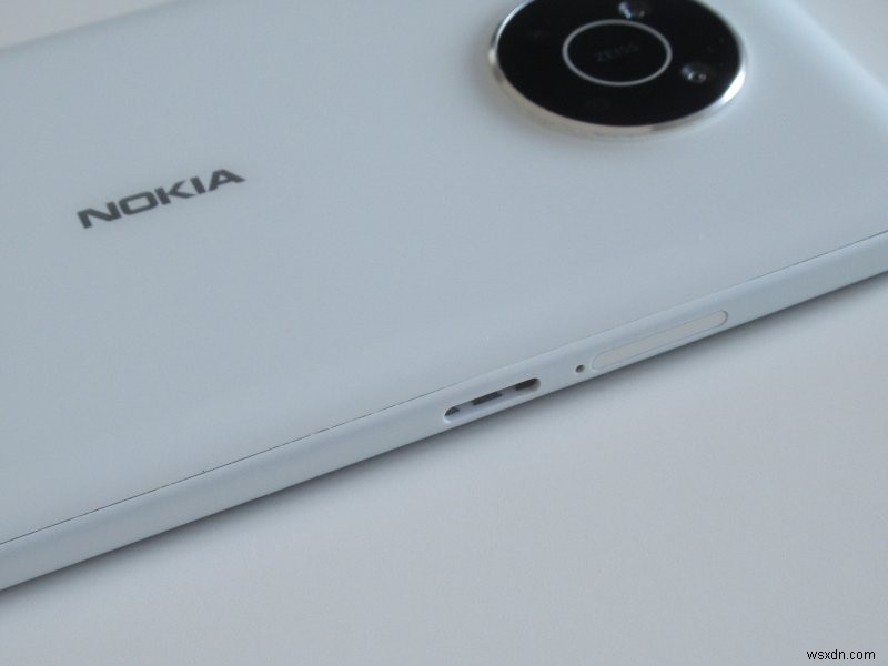 Nokia X10 장수 리뷰:성능 및 배터리 통찰력 