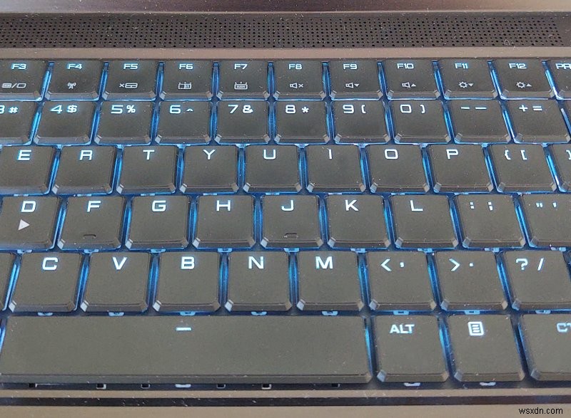 Slimbook Titan 리뷰:한 달 후의 쿠분투 경험 